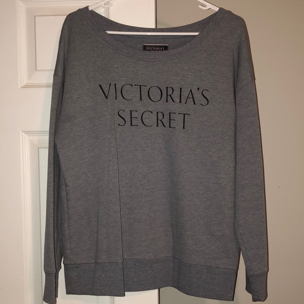 Victoria’s Secret crewneck